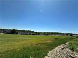 2001 Blackthorne Dr - Photo 10