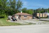 1065 University Dr - Photo 2