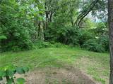 625 Hall Avenue - Photo 4