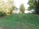 301 Oak Avenue - Photo 1