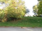 301 Oak Avenue - Photo 6