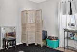 1615 Sumac St - Photo 3