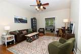 411 Hampton Ave - Photo 10