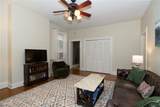 411 Hampton Ave - Photo 11