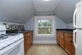 411 Hampton Ave - Photo 32