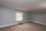 411 Hampton Ave - Photo 35