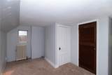 411 Hampton Ave - Photo 38