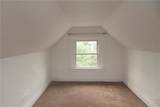 411 Hampton Ave - Photo 39