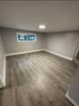 401 Fairview Ave - Photo 2