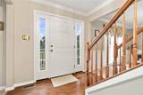 1033 Robinwood Dr - Photo 3