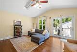 327 Nicholas Pl - Photo 8