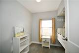 1621 Greencrest - Photo 22