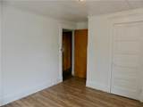 1112 Wade St - Photo 10