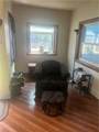 223 Hoeveler - Photo 2