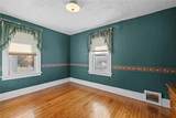 1007 Leslie St - Photo 18