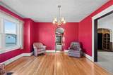 1007 Leslie St - Photo 4