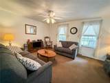 207 October Dr - Photo 4