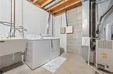 2426 Rochester Rd - Photo 31