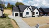 1033 Skyline Dr - Photo 2