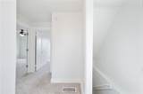 922 Fordham Ave - Photo 26