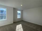 438 Hawthorn Hill Dr - Photo 14
