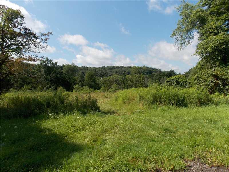 2048 Spooky Hollow Rd - Photo 1
