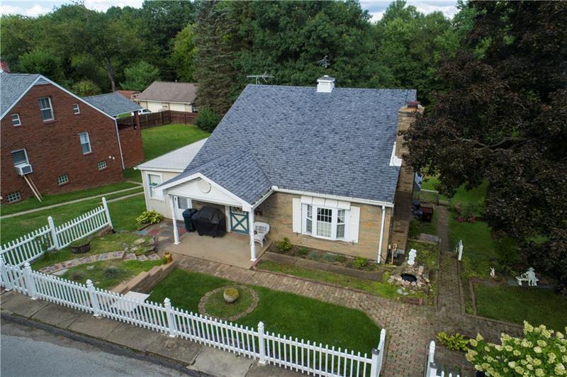 904 Division Street - Photo 1