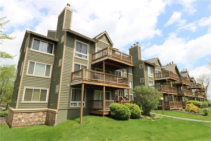 5322 Summit Drive - Photo 1