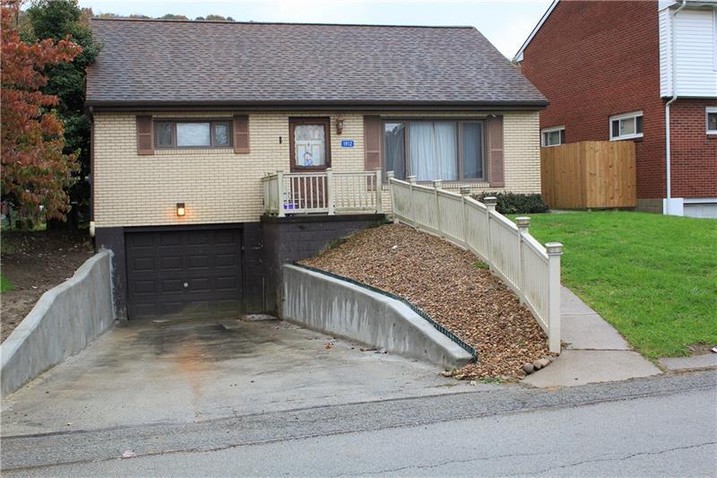 1912 Acheson Ave - Photo 1