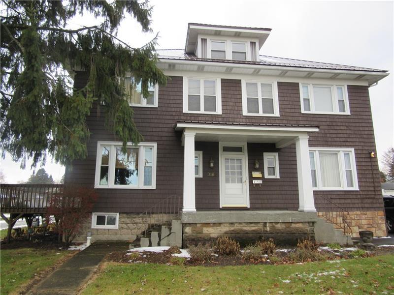 318 Franklin Ave - Photo 1