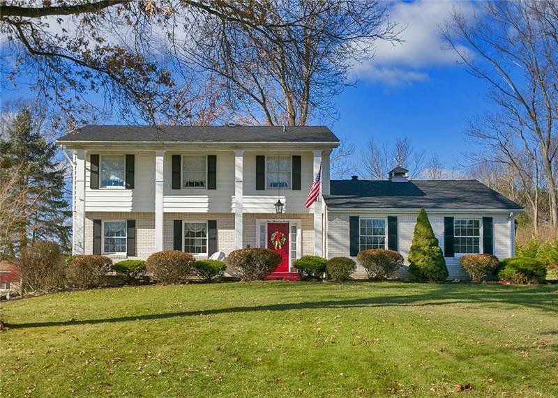 120 Elm Drive - Photo 1