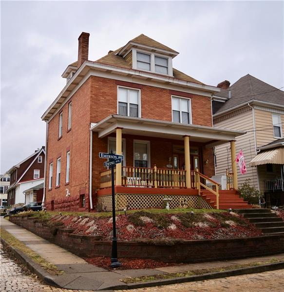 32 Emerson - Photo 1
