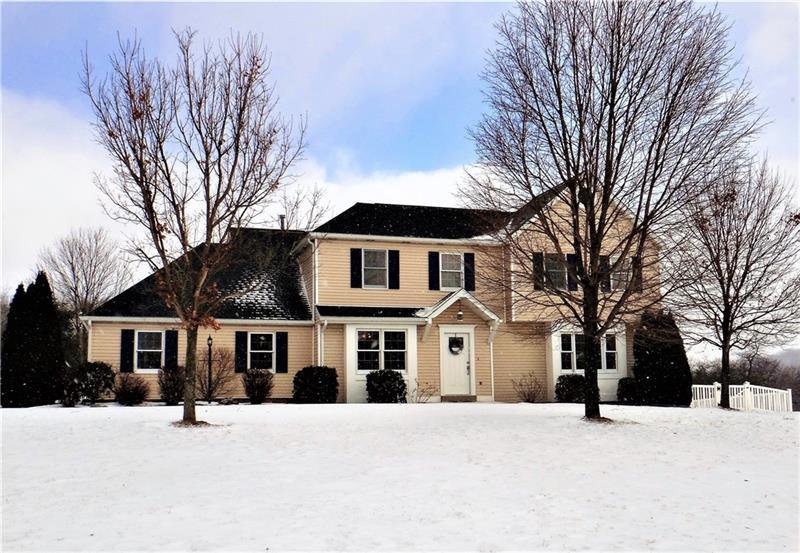 79 Firethorn Rd - Photo 1