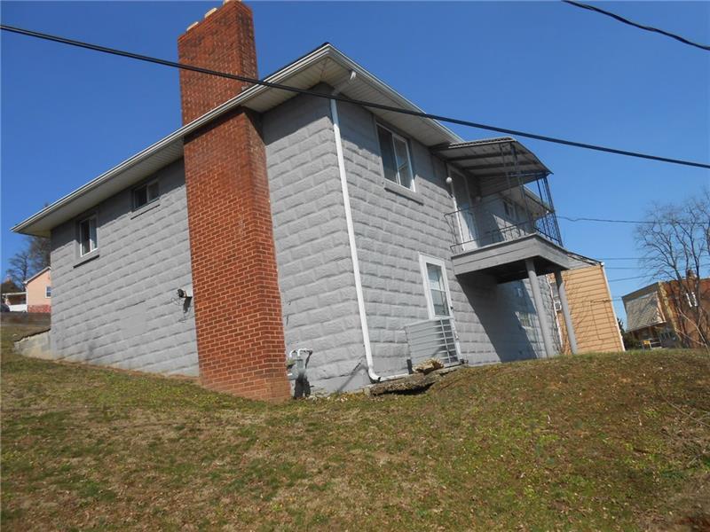 501 Debolt Ave - Photo 1