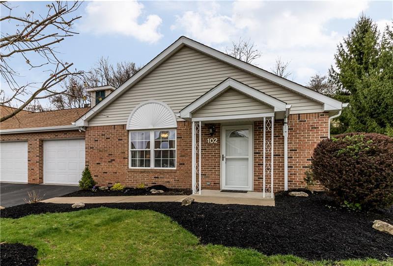 102 Village Court - Photo 1
