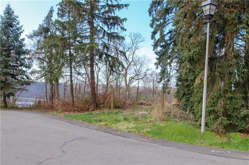 122 Colonial Drive - Photo 1