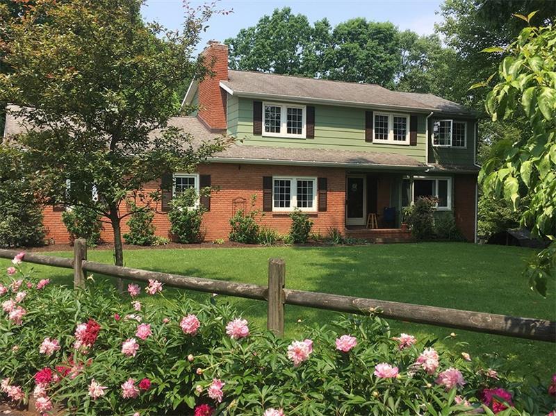 99 Pinecrest Drive - Photo 1