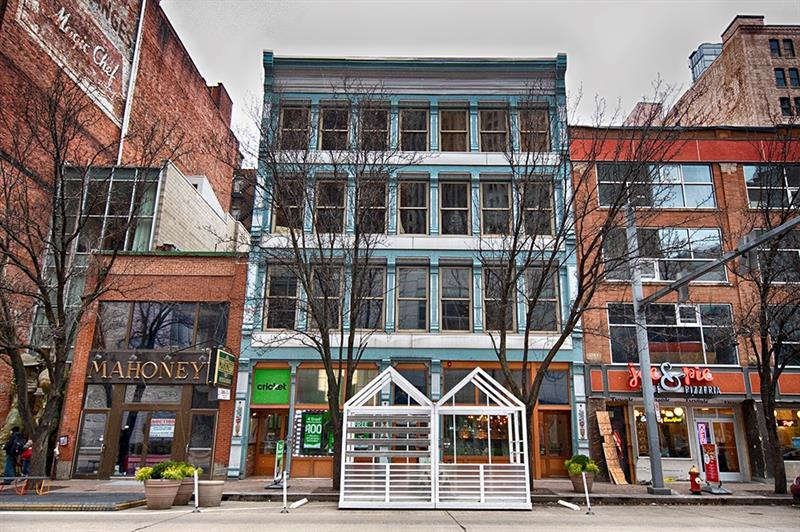 951 Liberty Avenue - Photo 1