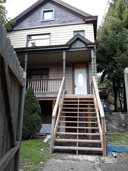 327 Ivory Ave - Photo 1
