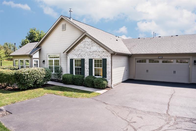1073 Wealdstone Rd - Photo 1