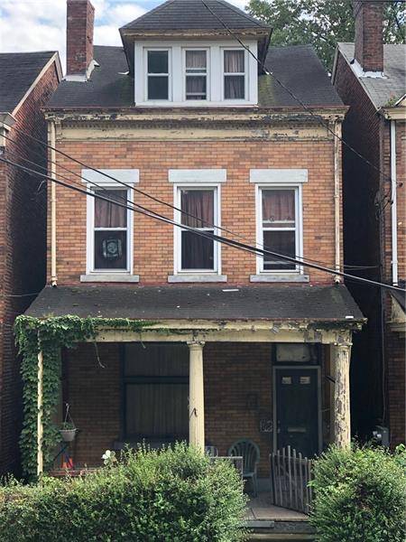 121 Hawkins Ave - Photo 1