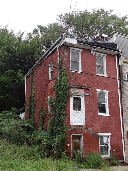 126 Jefferson St - Photo 1