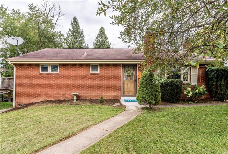 135 Sunset Dr - Photo 1