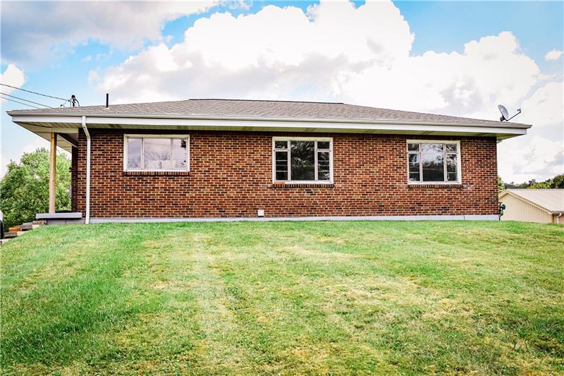 2157 Grandview Ave - Photo 1