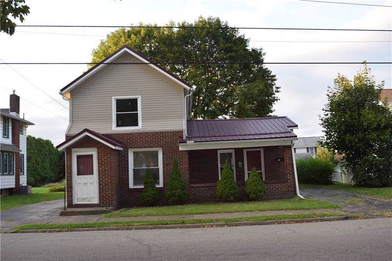 1110 Main St - Photo 1