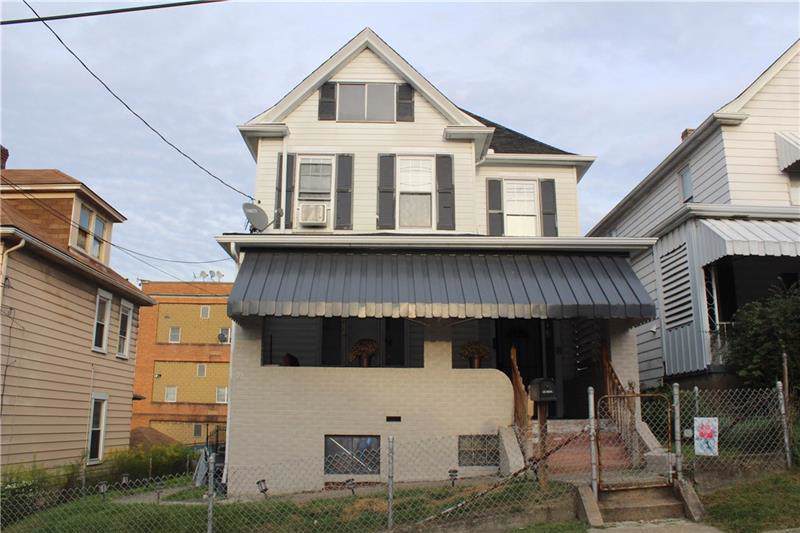 416 Delaware St - Photo 1