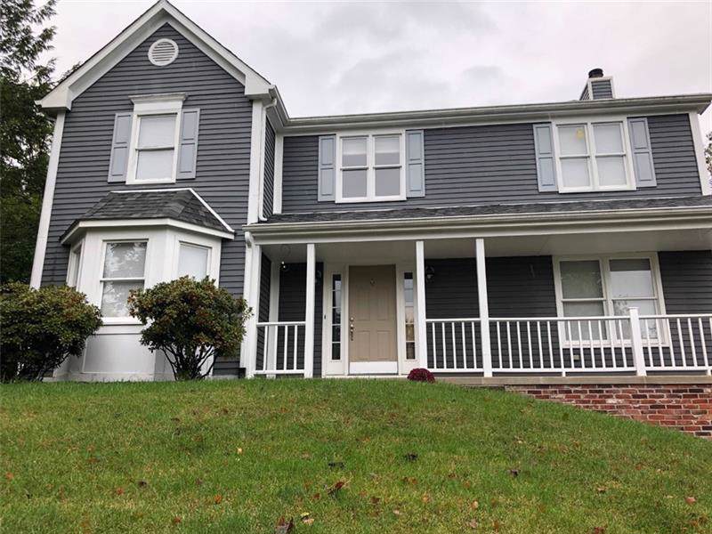 868 Hillcrest Cir - Photo 1