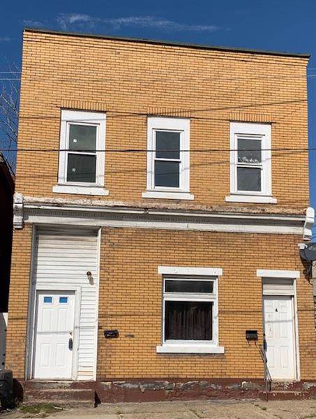 211 7th Street 1&2 - Photo 1