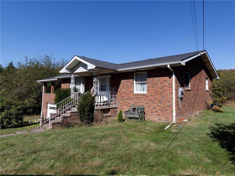 1137 Freedom Rd - Photo 1