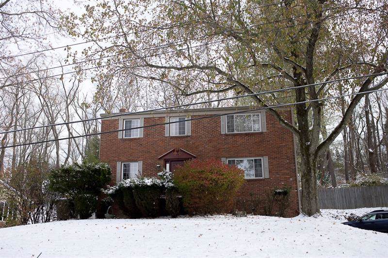 112 Greyfriar Dr - Photo 1